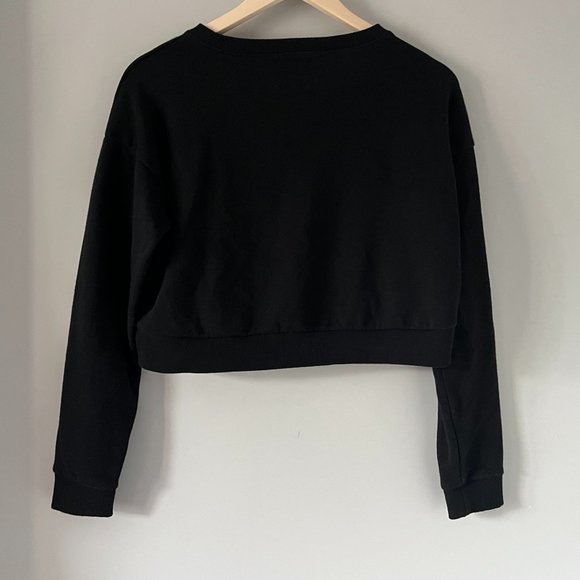 Forever 21 Cropped Sweater - Picture 4 of 6